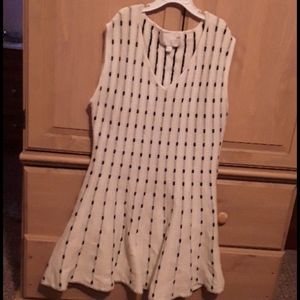 Sleeveless sweater tunic